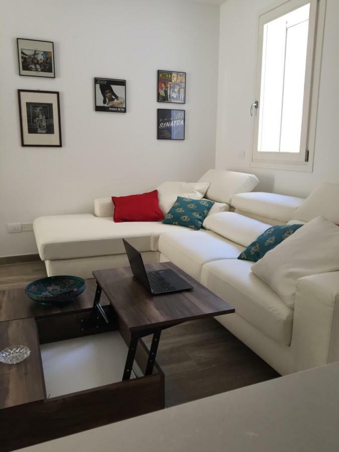 Modern Flat Lecce ++ Apartment Luaran gambar