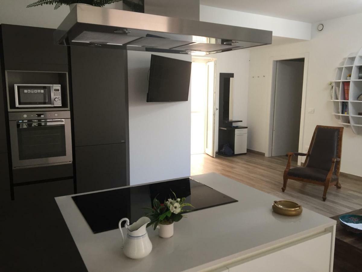 Modern Flat Lecce ++ Apartment Luaran gambar